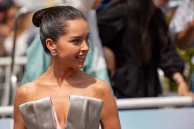 Lyna Khoudri